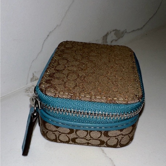 Coach Mini Triple Pill Case Khaki Signature C's With Blue Trim With Pill Bottles - Picture 6 of 15